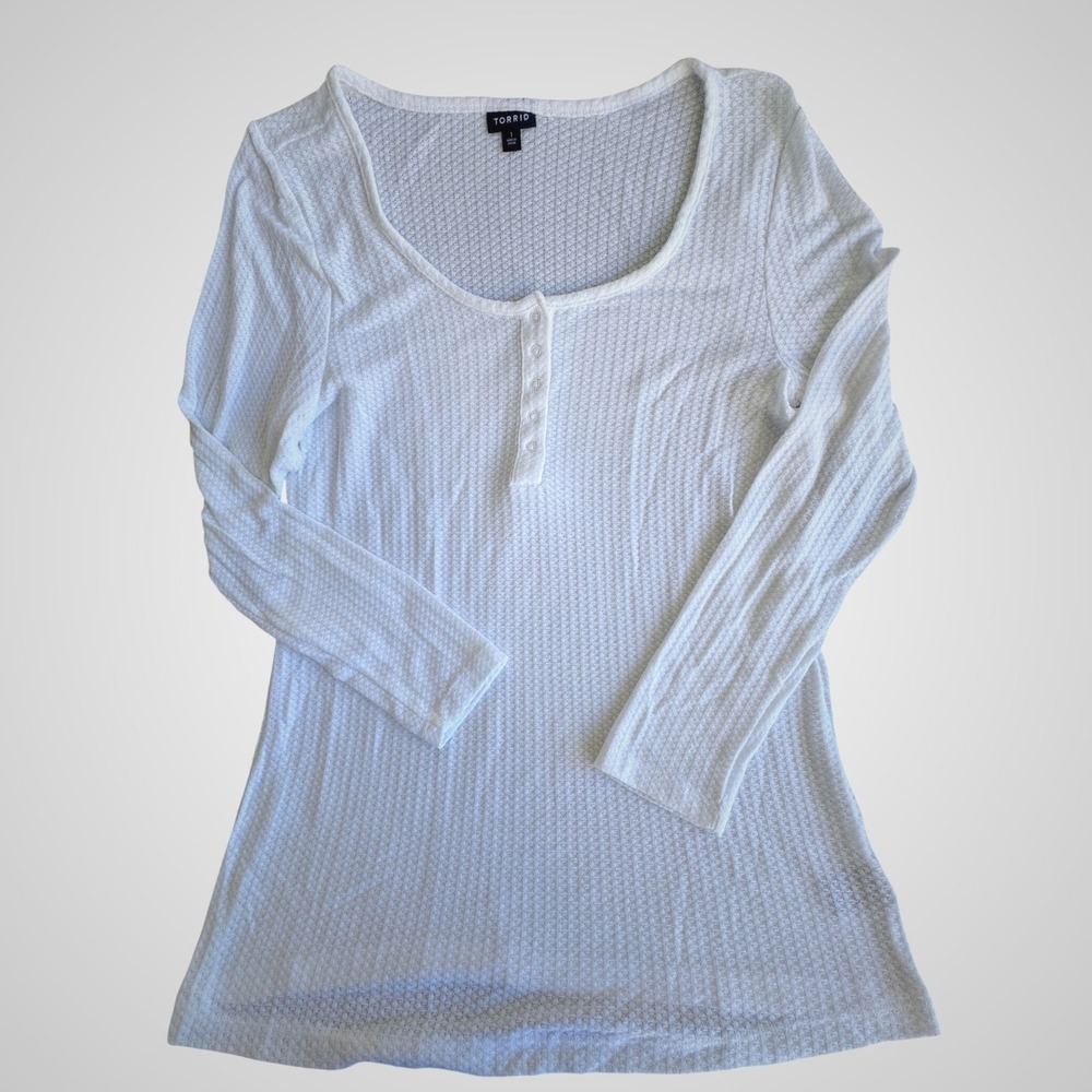 Torrid White Waffle Knit Henley Long Sleeve Comfy Scoop Neck Top Size 1 Plus